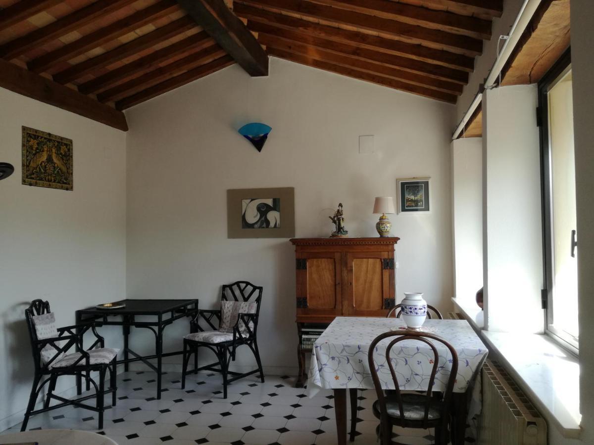 Mansarda Panoramica: Solarium with Historic Sarteano Views Apartment Exterior photo
